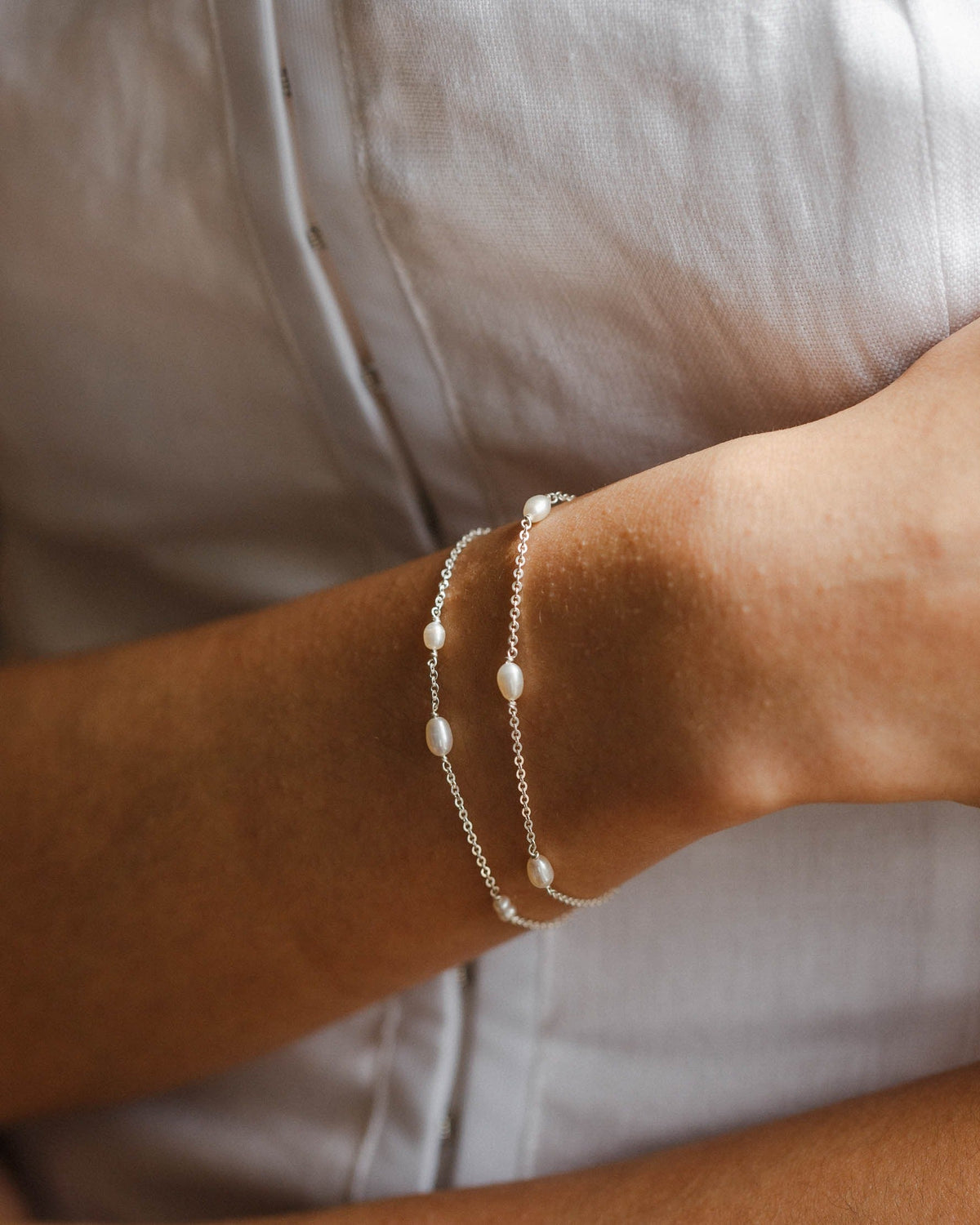 Floating Pearl Bracelet