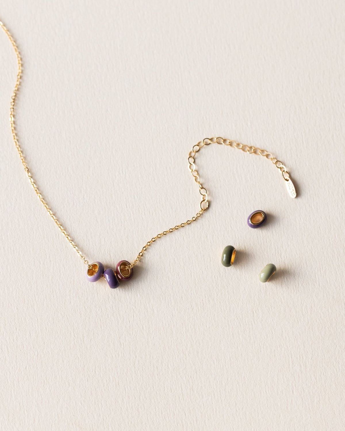Extra Aura Enamel Bead