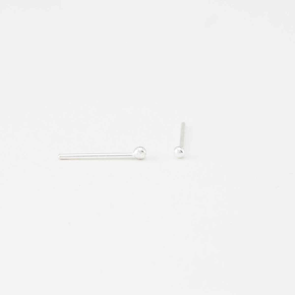 Mia Studs