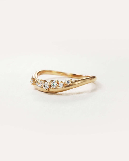 Dappled Diamond Flow Ring
