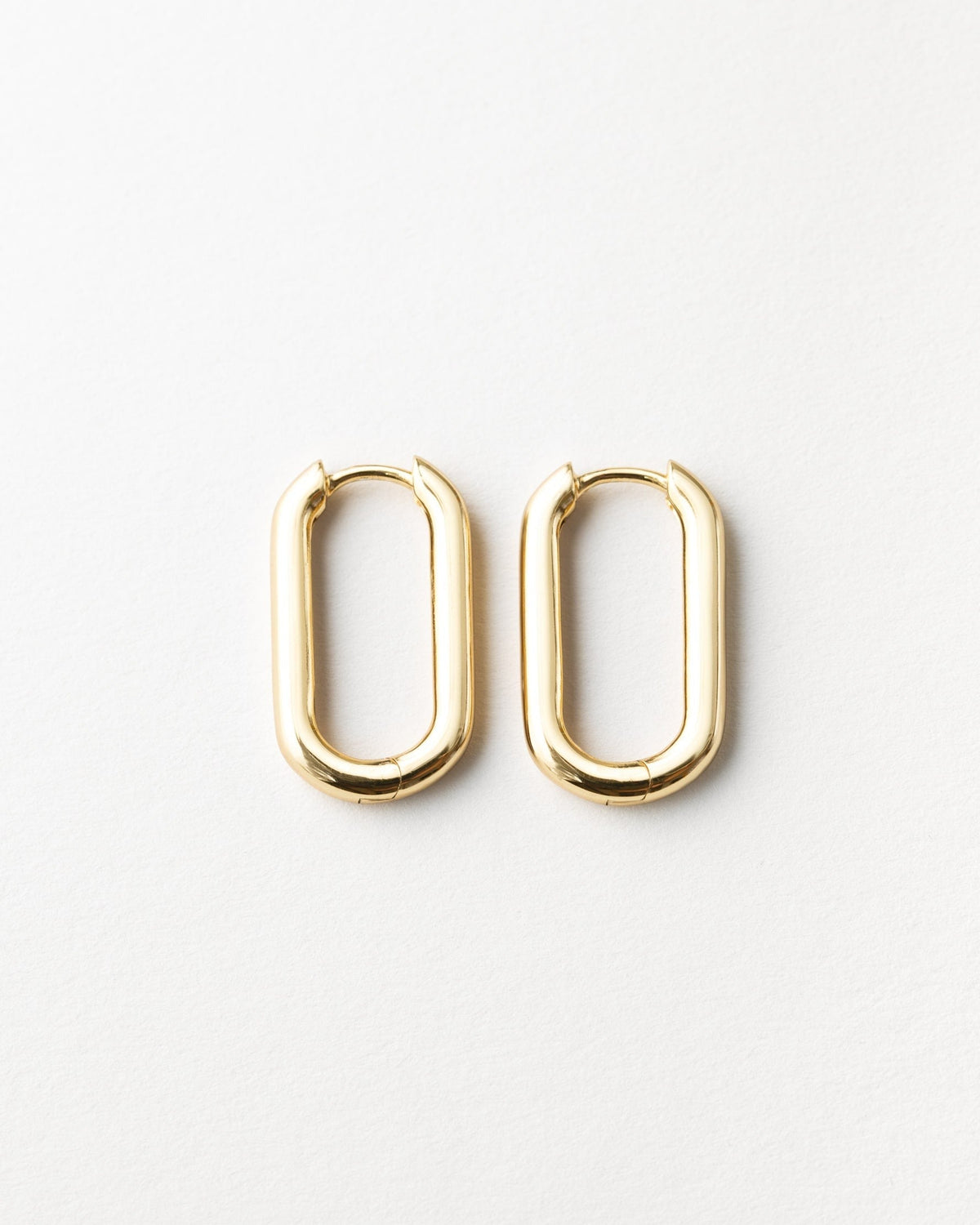 Cecelia Hoops