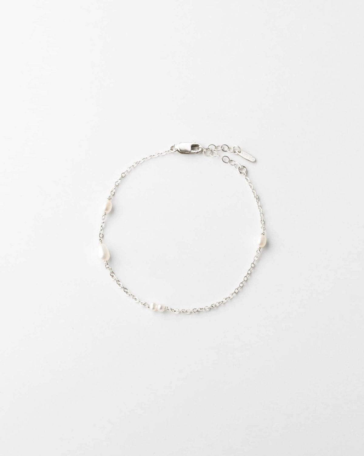 Floating Pearl Bracelet