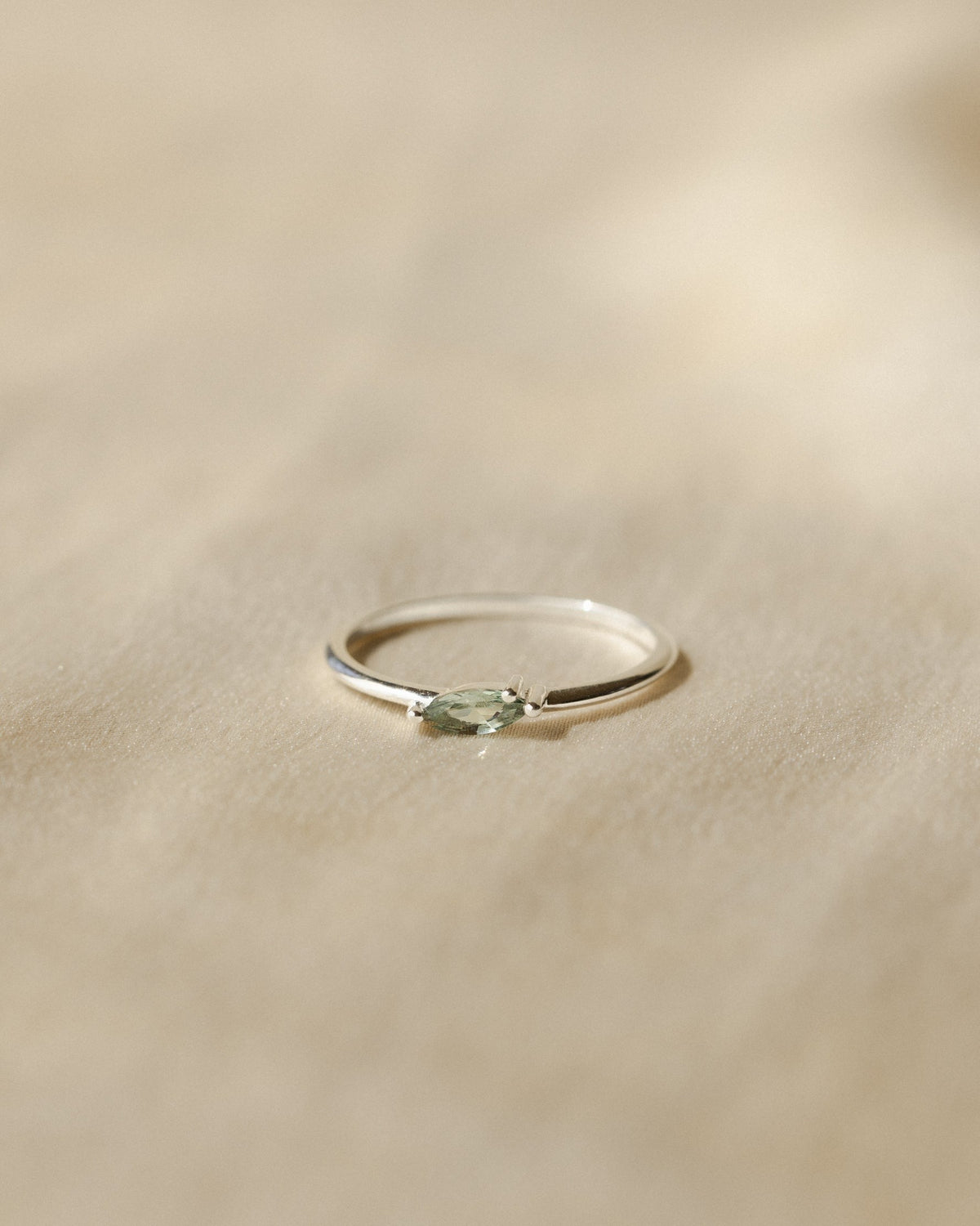 Leaflet Ring