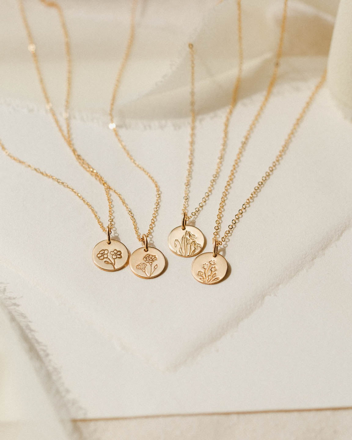Small Flora Necklace