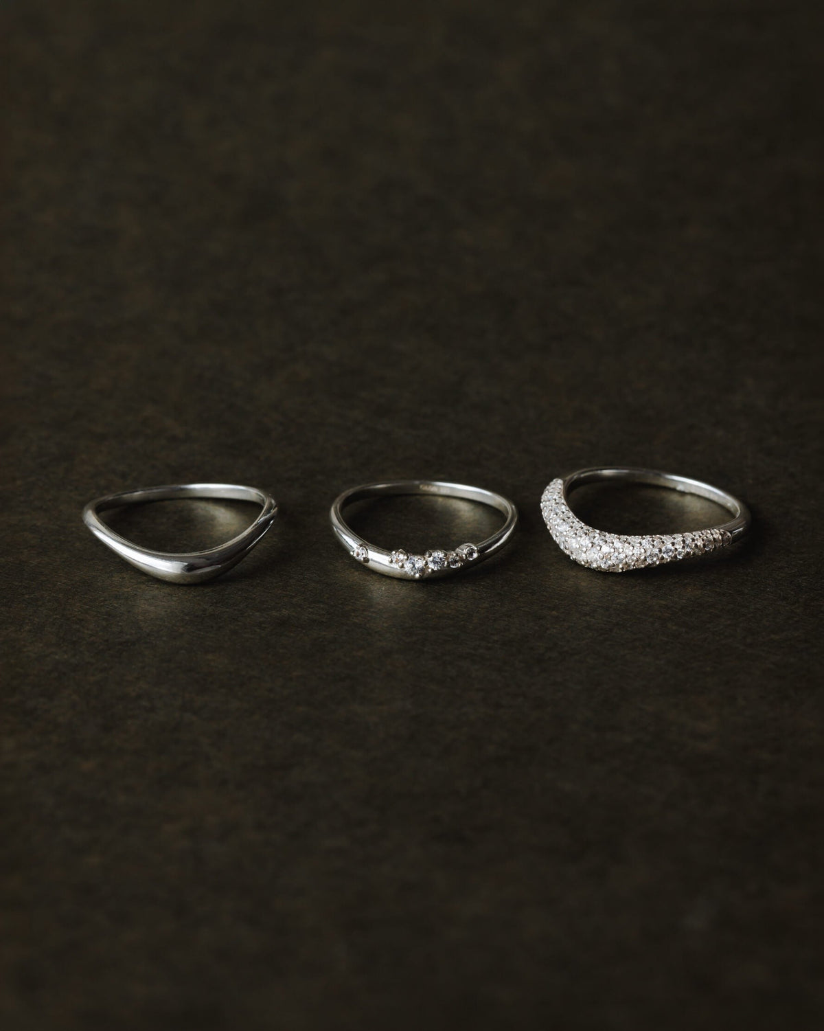 Dappled White Sapphire Flow Ring