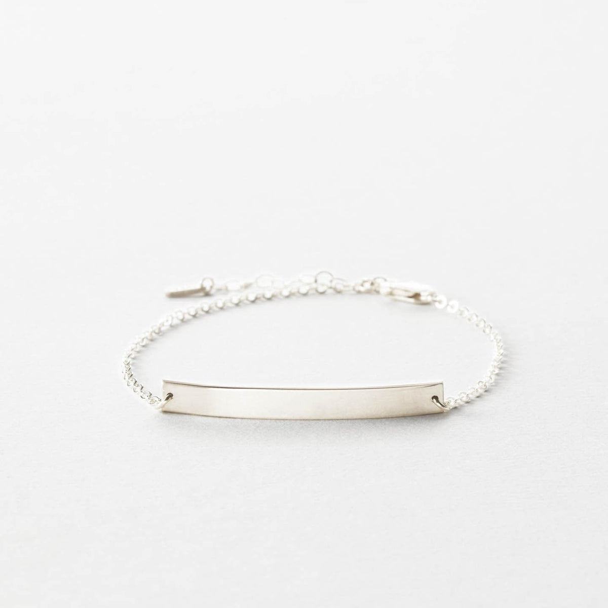 Serra Bar Bracelet