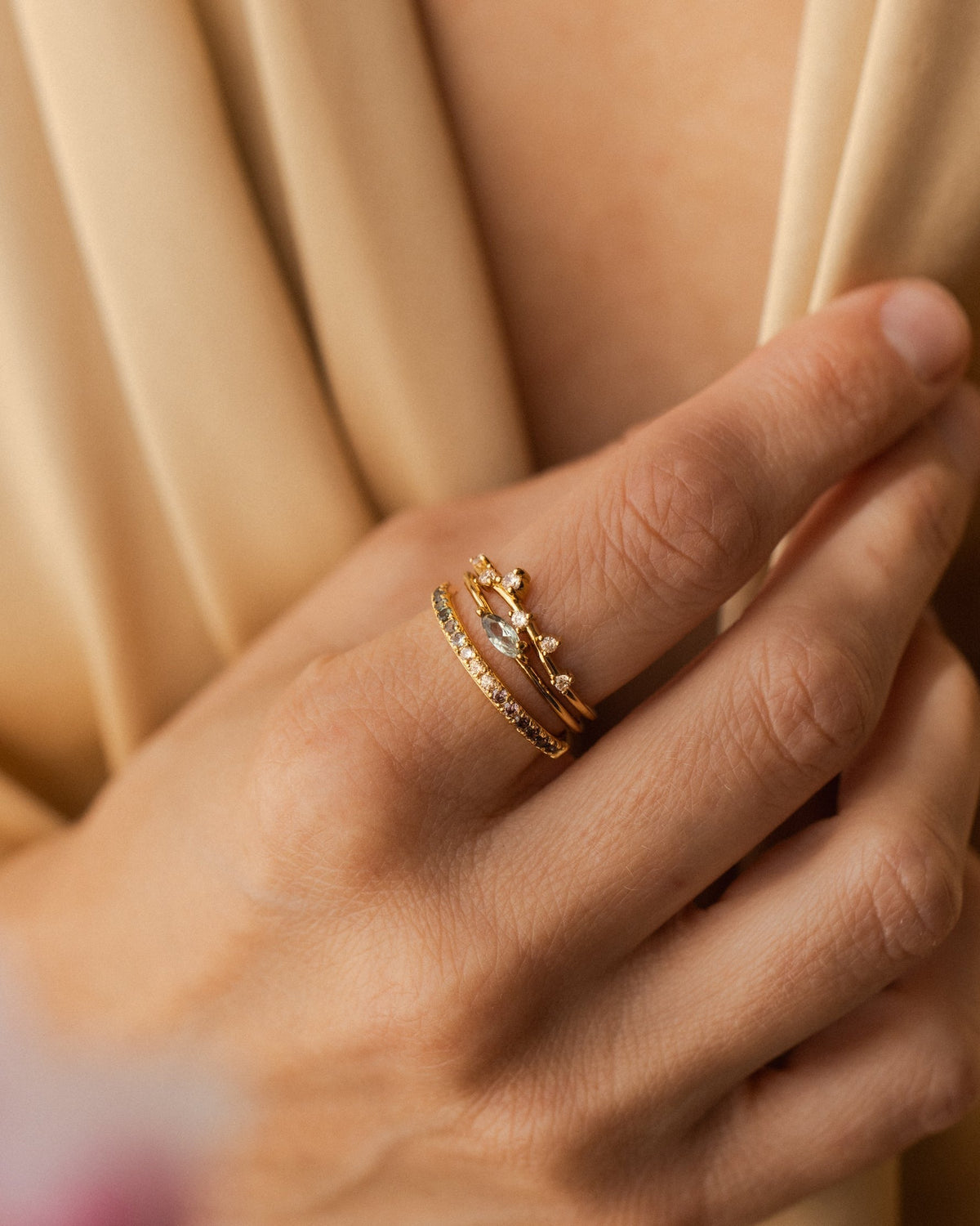 Dewdrop Arch Ring
