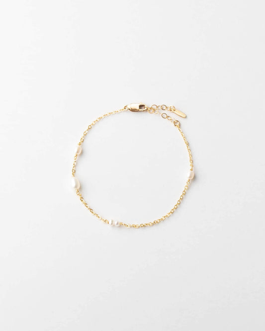 Floating Pearl Bracelet