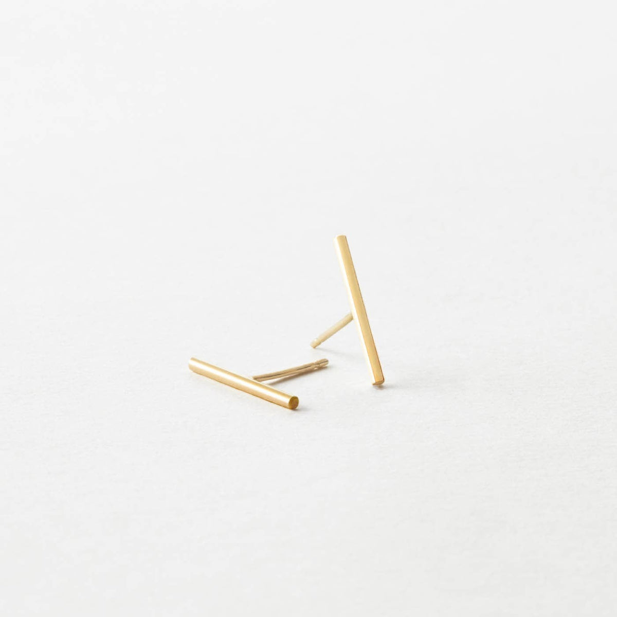 Staple Studs