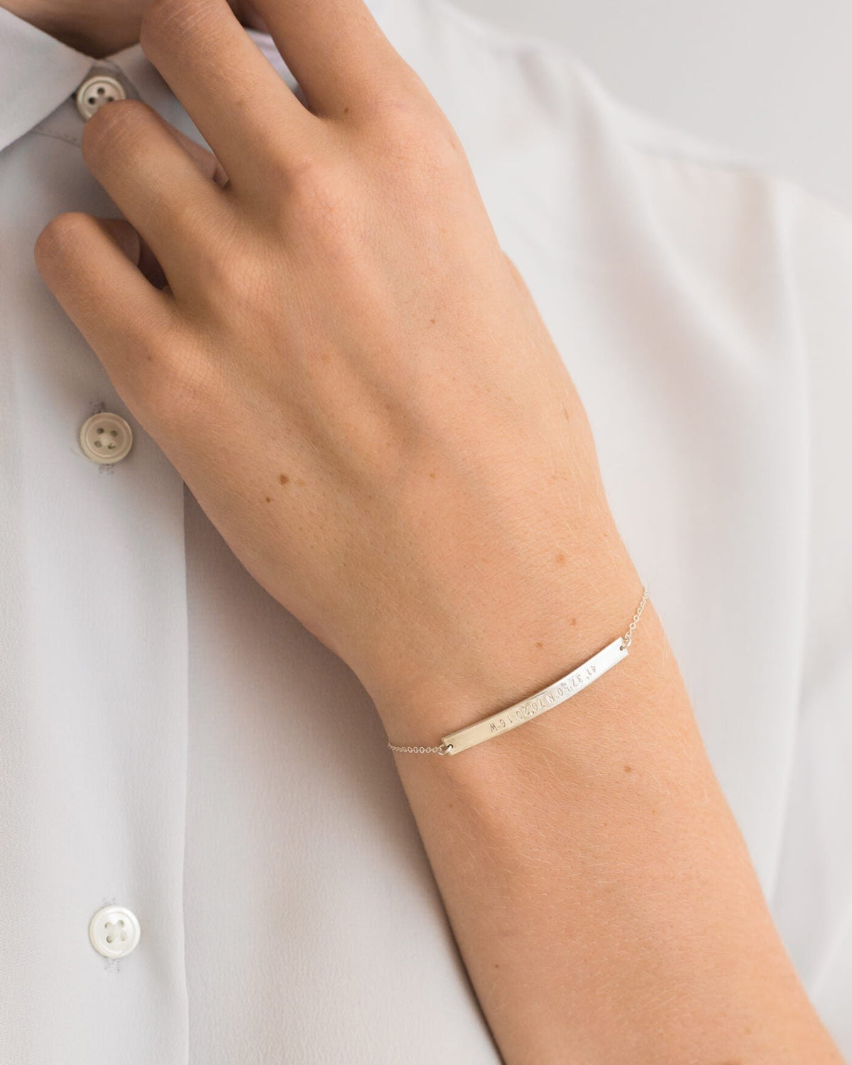Serra Bar Bracelet